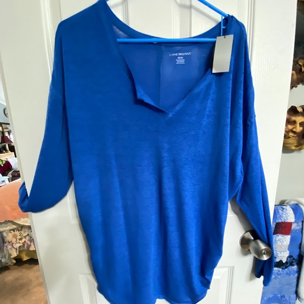 NWT Beautiful Royal Blue Ruched side pullover-18-20